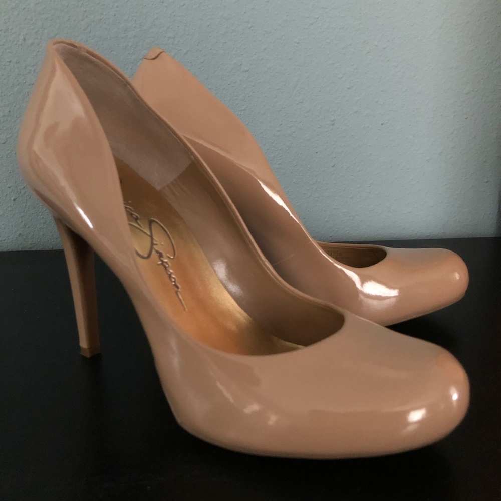 Jessica Simpson Calie